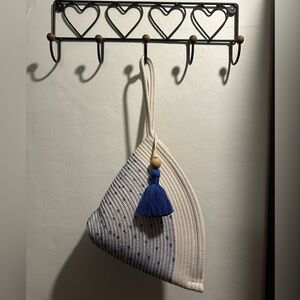 Mia Mélange Blue and Cream Tassel Clutch